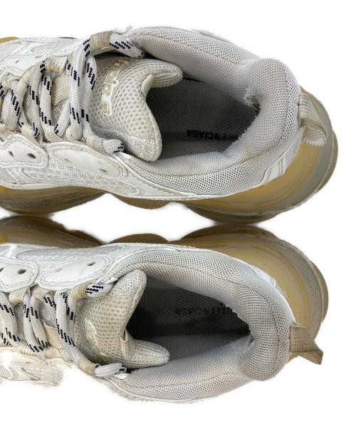 BALENCIAGA（バレンシアガ）BALENCIAGA (バレンシアガ) Triple S ホワイト×ベージュ サイズ:36の古着・服飾アイテム