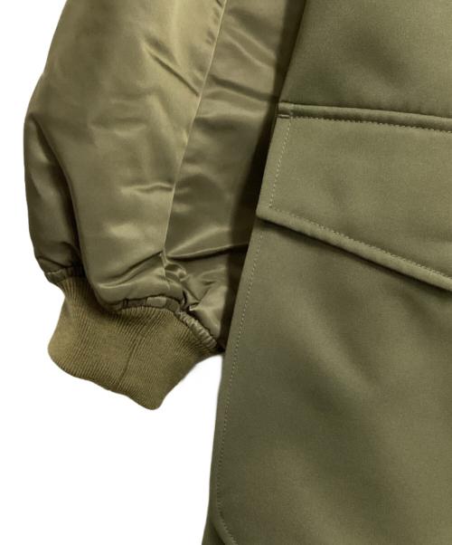 MAISON SPECIAL（メゾンスペシャル）MAISON SPECIAL (メゾンスペシャル) MA-1 Docking Prime-Over Chesterfield Puffer Coat カーキ サイズ:2の古着・服飾アイテム