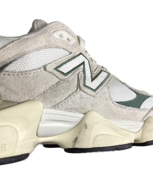NEW BALANCE（ニューバランス）NEW BALANCE (ニューバランス) 9060 ローカットスニーカー アイボリー×グリーン サイズ:25.5の古着・服飾アイテム