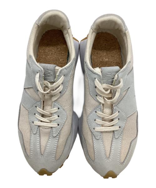 NEW BALANCE（ニューバランス）NEW BALANCE (ニューバランス) 327 ローカットスニーカー アイボリー×グレー サイズ:US8の古着・服飾アイテム