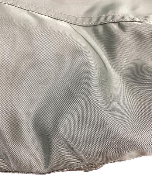 WILD THINGS（ワイルドシングス）WILD THINGS (ワイルドシングス) B:MING LIFE STORE by BEAMS (ビーミングライフストア バイ ビームス) 別注CWU-36P ジャケット カーキ サイズ:XLの古着・服飾アイテム