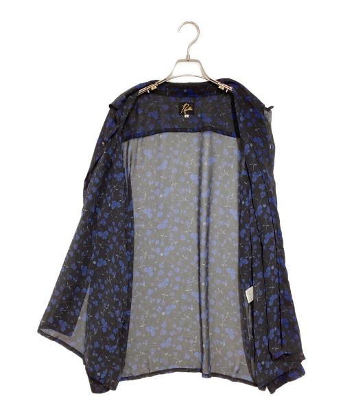 Needles（ニードルズ）Needles (ニードルズ) Classic Shirt -Poly Chiffon / Floral Printed グレー×ブルー サイズ:Lの古着・服飾アイテム