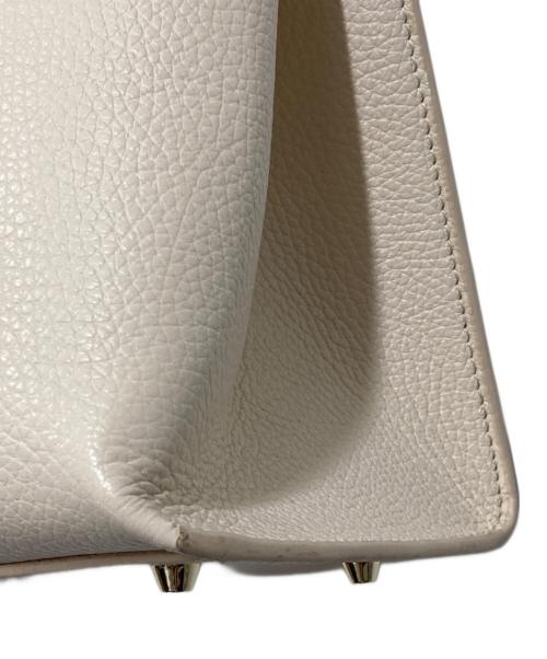 FURLA（フルラ）FURLA (フルラ) SOFIA M トート アイボリーの古着・服飾アイテム