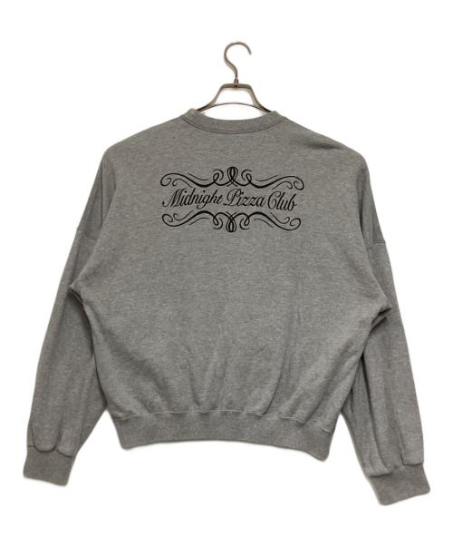 TTT MSW（ティー）TTT MSW (ティー) MIDNIGHT PIZZA CLUB (ミッドナイトピザクラブ) クルーネックスウェット グレー サイズ:Mの古着・服飾アイテム