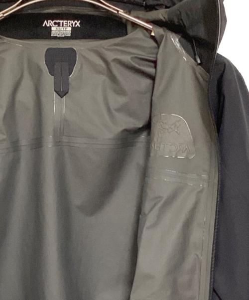 ARC'TERYX（アークテリクス）ARC'TERYX (アークテリクス) BETA SL JACKET グレー サイズ:XSの古着・服飾アイテム