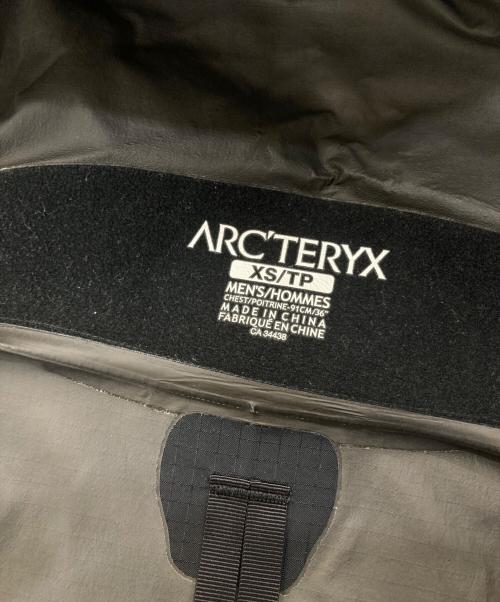ARC'TERYX（アークテリクス）ARC'TERYX (アークテリクス) BETA SL JACKET グレー サイズ:XSの古着・服飾アイテム