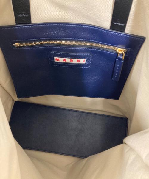 MARNI（マルニ）MARNI (マルニ) MUSEO SOFT LARGE TOTE ネイビー×ベージュの古着・服飾アイテム
