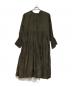 Loungedress（ラウンジドレス）の古着「サテンティアードワンピース」｜カーキ