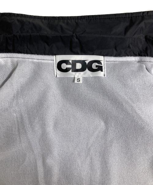 CDG（シーディージー）CDG (シーディージー) コーチジャケット ブラック サイズ:Sの古着・服飾アイテム