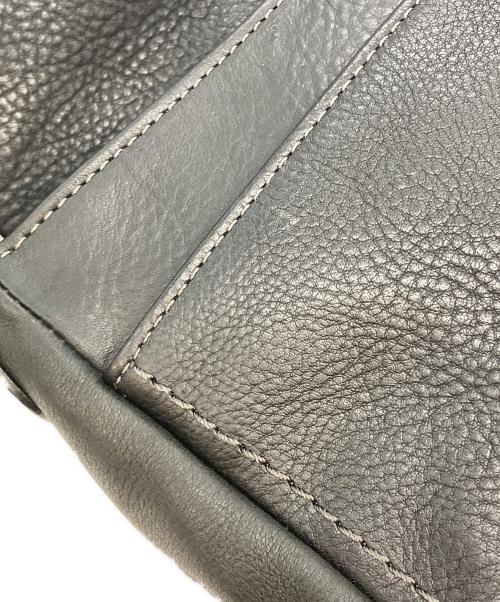 土屋鞄（ツチヤカバン）土屋鞄 (ツチヤカバン) トーンオイルヌメ ミディアムショルダー ブラックの古着・服飾アイテム