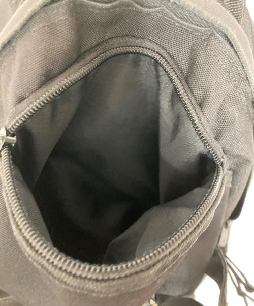 CarHartt（カーハート）CarHartt (カーハート) KICKFLIP BACKPACK ブラックの古着・服飾アイテム