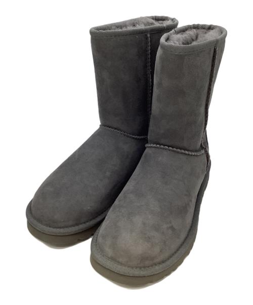 UGG（アグ）UGG (アグ) W CLASSIC SHORT グレー サイズ:24ｃｍの古着・服飾アイテム