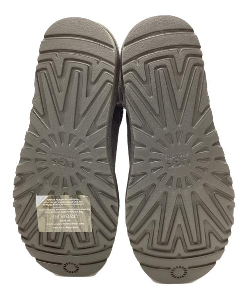 UGG（アグ）UGG (アグ) W CLASSIC SHORT グレー サイズ:24ｃｍの古着・服飾アイテム