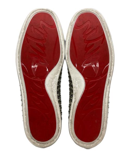 Christian Louboutin（クリスチャン・ルブタン）Christian Louboutin (クリスチャン・ルブタン) ローラーボート スタッズスリッポン シルバー サイズ:43の古着・服飾アイテム