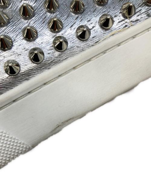 Christian Louboutin（クリスチャン・ルブタン）Christian Louboutin (クリスチャン・ルブタン) ローラーボート スタッズスリッポン シルバー サイズ:43の古着・服飾アイテム