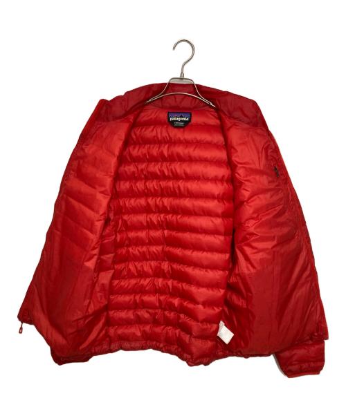 Patagonia（パタゴニア）Patagonia (パタゴニア) ダウンセーター レッド サイズ:Lの古着・服飾アイテム