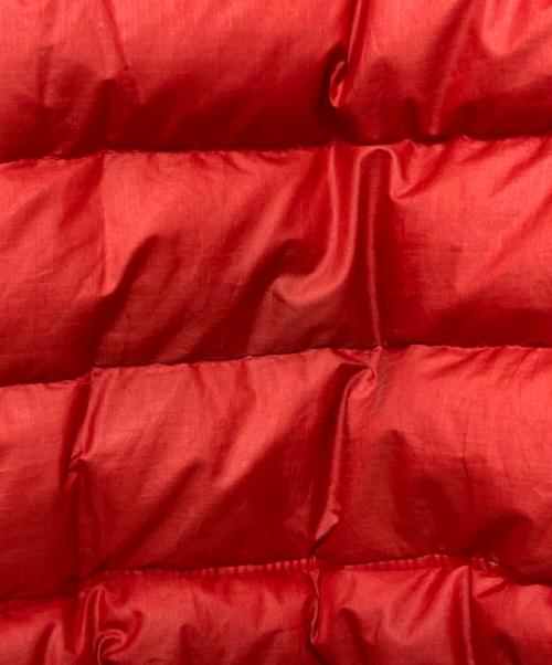 Patagonia（パタゴニア）Patagonia (パタゴニア) ダウンセーター レッド サイズ:Lの古着・服飾アイテム