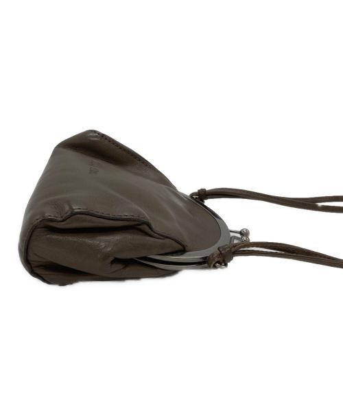 MIU MIU（ミュウミュウ）MIU MIU (ミュウミュウ) がま口ミニショルダーポーチ ブラウンの古着・服飾アイテム