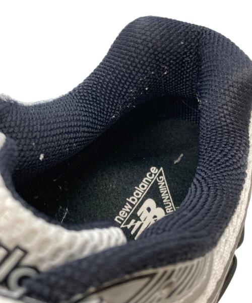 NEW BALANCE（ニューバランス）NEW BALANCE (ニューバランス) 860 ローカットスニーカー グレー×ホワイト サイズ:US10の古着・服飾アイテム