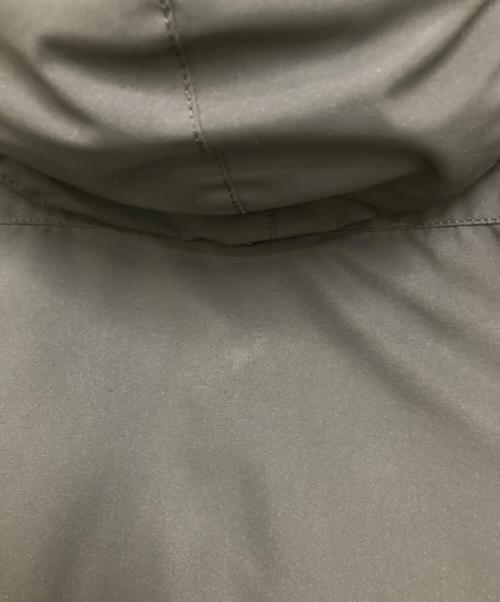 SOPHNET.（ソフネット）SOPHNET. (ソフネット) MOUNTAIN DOWN PARKA ブラック×カーキ サイズ:Sの古着・服飾アイテム