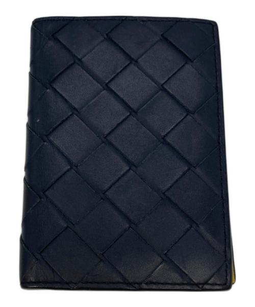 BOTTEGA VENETA（ボッテガベネタ）BOTTEGA VENETA (ボッテガベネタ) イントレチャートフラップカードケース ネイビー×マスタードの古着・服飾アイテム
