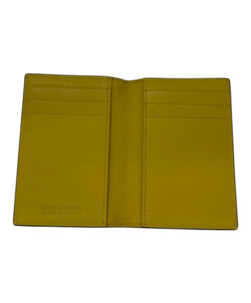 BOTTEGA VENETA（ボッテガベネタ）BOTTEGA VENETA (ボッテガベネタ) イントレチャートフラップカードケース ネイビー×マスタードの古着・服飾アイテム
