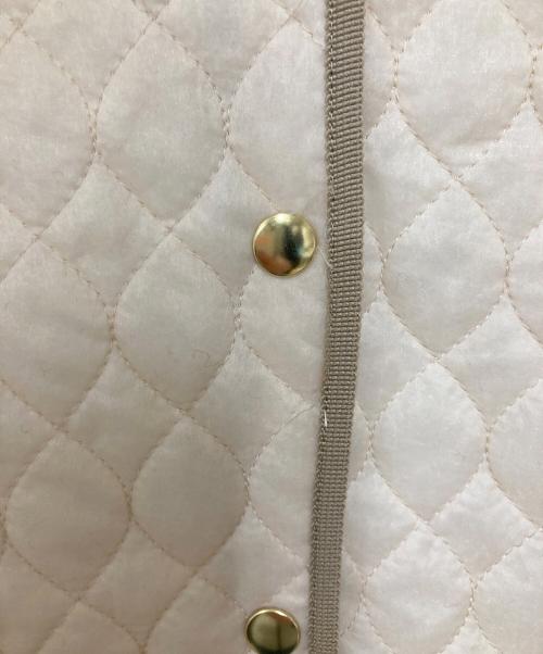 FUMIE=TANAKA（フミエタナカ）FUMIE=TANAKA (フミエタナカ) RAY BEAMS (レイ ビームス) 別注キルティングノースリーブワンピース アイボリー サイズ:freeの古着・服飾アイテム