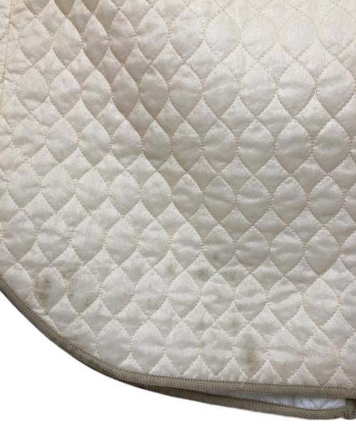 FUMIE=TANAKA（フミエタナカ）FUMIE=TANAKA (フミエタナカ) RAY BEAMS (レイ ビームス) 別注キルティングノースリーブワンピース アイボリー サイズ:freeの古着・服飾アイテム