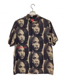 SUPREME（シュプリーム）の古着「Lil Kim S/S Shirt」｜グレー×ベージュ
