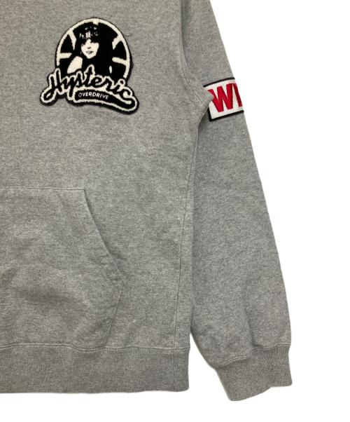 Hysteric Glamour（ヒステリックグラマー）Hysteric Glamour (ヒステリックグラマー) WIND AND SEA (ウィンダンシー) コラボ プルオーバーパーカー グレー サイズ:Lの古着・服飾アイテム