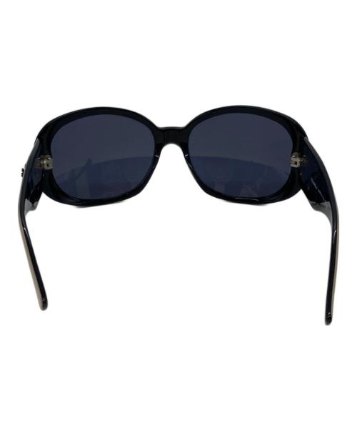 CHANEL（シャネル）CHANEL (シャネル) カメリア サングラス ベージュ×ブラック サイズ:56□16-130の古着・服飾アイテム