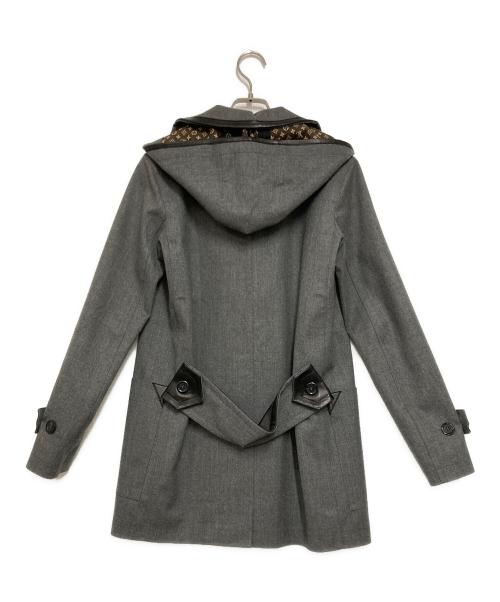 LOUIS VUITTON（ルイ ヴィトン）LOUIS VUITTON (ルイ ヴィトン) ウール ラムレザー切替マッキントッシュコート グレー サイズ:34の古着・服飾アイテム