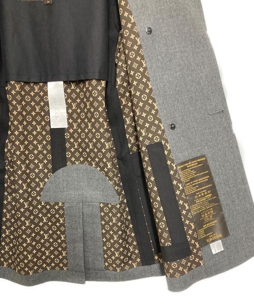 LOUIS VUITTON（ルイ ヴィトン）LOUIS VUITTON (ルイ ヴィトン) ウール ラムレザー切替マッキントッシュコート グレー サイズ:34の古着・服飾アイテム