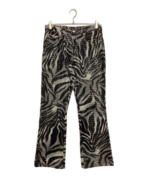 CANDIES（キャンディーズ）CANDIES (キャンディーズ) 総柄コーティングフレアパンツ グレー×ブラック サイズ:11の古着・服飾アイテム