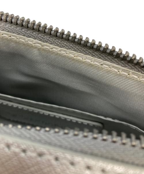 MARC JACOBS（マークジェイコブス）MARC JACOBS (マークジェイコブズ) ショルダーバッグ シルバーの古着・服飾アイテム