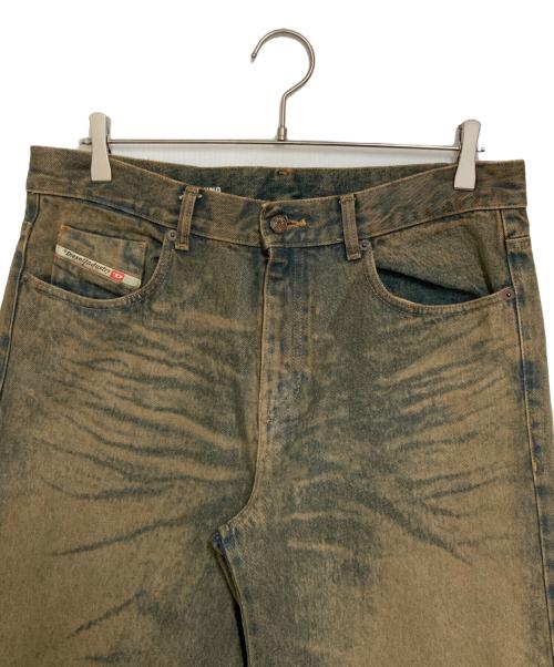 DIESEL（ディーゼル）DIESEL (ディーゼル) ワイドデニムパンツ インディゴ×ブラウン サイズ: W32の古着・服飾アイテム