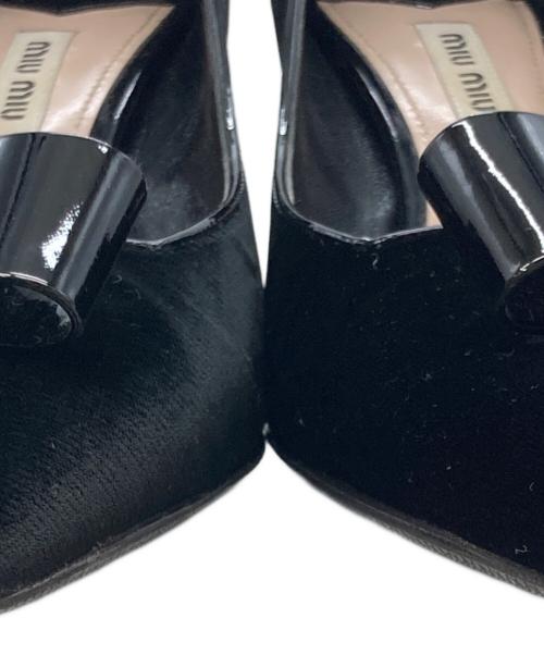 MIU MIU（ミュウミュウ）MIU MIU (ミュウミュウ) リボンヒールベルベットパンプス ブラック サイズ:37の古着・服飾アイテム