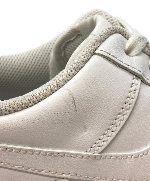 NIKE（ナイキ）NIKE (ナイキ) ローカットスニーカー ホワイト サイズ:US8.5の古着・服飾アイテム