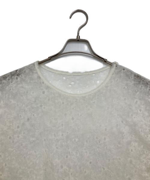 ISSEY MIYAKE（イッセイミヤケ）ISSEY MIYAKE (イッセイミヤケ) ストール付きカットワークブラウス アイボリー サイズ:2の古着・服飾アイテム