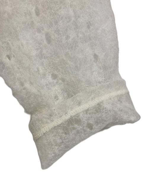 ISSEY MIYAKE（イッセイミヤケ）ISSEY MIYAKE (イッセイミヤケ) ストール付きカットワークブラウス アイボリー サイズ:2の古着・服飾アイテム