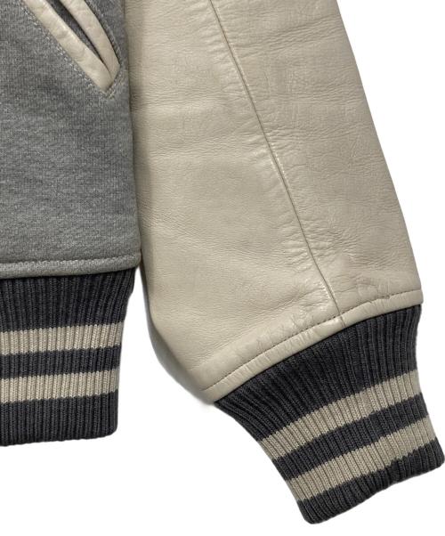 eYe COMME des GARCONS JUNYAWATANABE MAN（アイ コム デ ギャルソン ジュンヤ ワタナベ マン）eYe COMME des GARCONS JUNYAWATANABE MAN (アイ コム デ ギャルソン ジュンヤ ワタナベ マン) ショールカラー切替スタジャン グレー×ホワイト サイズ:Mの古着・服飾アイテム