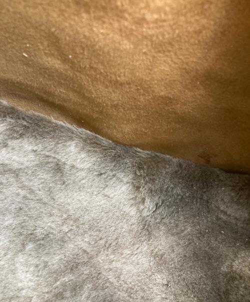 OWEN BARRY（オーエンバリー）owen barry (オーエンバリー) ファーハンドバッグ ベージュの古着・服飾アイテム