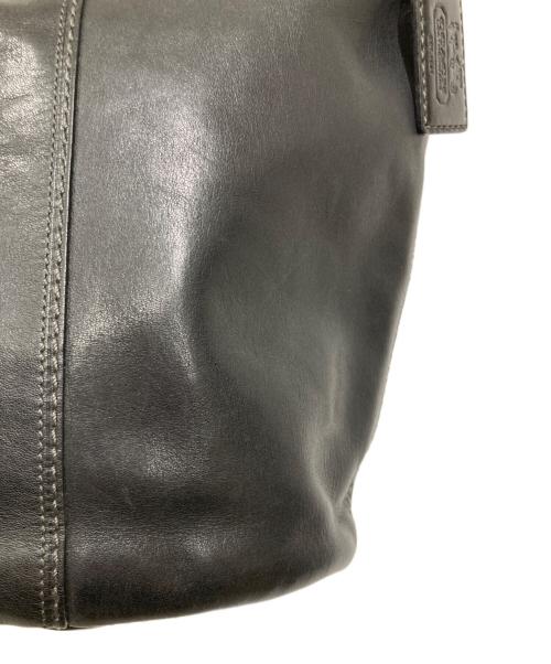 COACH（コーチ）COACH (コーチ) ワンショルダーバッグ ブラックの古着・服飾アイテム