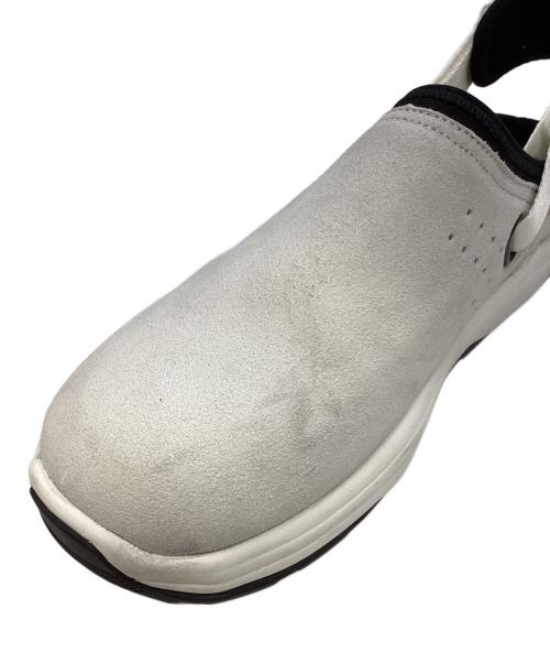 suicoke（スイコック）suicoke (スイコック) BUDBUD ホワイト サイズ:US8の古着・服飾アイテム