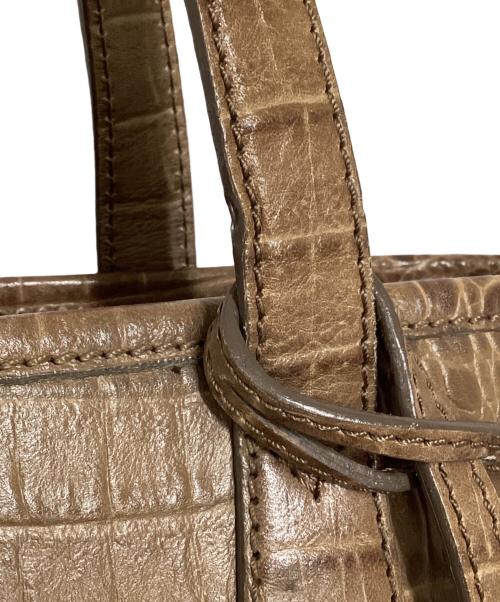 MaxMara（マックスマーラ）MaxMara (マックスマーラ) クロコ型押しバケツ型トートバッグ ベージュの古着・服飾アイテム