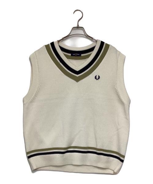 FRED PERRY（フレッドペリー）FRED PERRY (フレッドペリー) チルデンニットベスト ホワイト サイズ:Mの古着・服飾アイテム