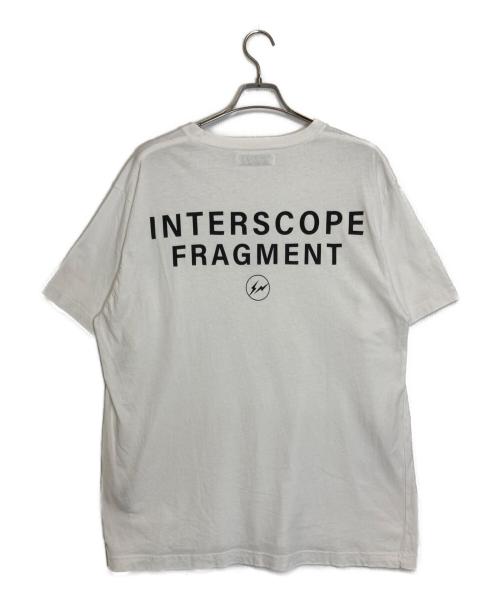 INTERSCOPE FRAGMENT DESIGN（インタースコープ フラグメント デザイン）INTERSCOPE FRAGMENT DESIGN (インタースコープ フラグメント デザイン) プリントTシャツ ホワイト サイズ:XLの古着・服飾アイテム