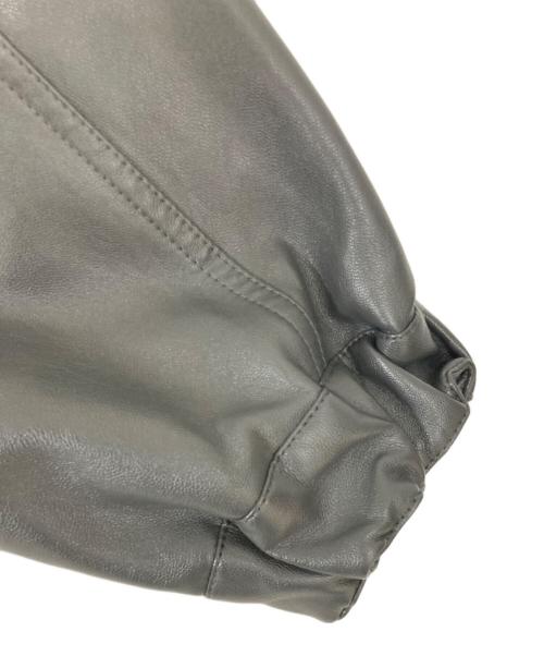 Toironier（トワロニエ）Toironier (トワロニエ) Vegan Short Mods グレー サイズ:FREEの古着・服飾アイテム