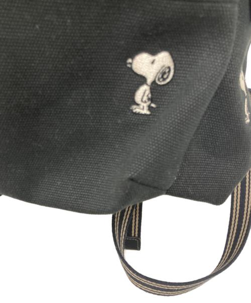 COACH（コーチ）COACH (コーチ) PEANUTS (ピーナッツ) カーゴ バックパック・スヌーピー プリント ブラックの古着・服飾アイテム