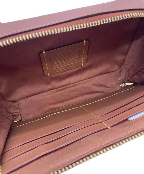 COACH（コーチ）COACH (コーチ) PEANUTS (ピーナッツ) チャーター スリム クロスボディ・シグネチャー キャンバス ブラウン×ベージュの古着・服飾アイテム